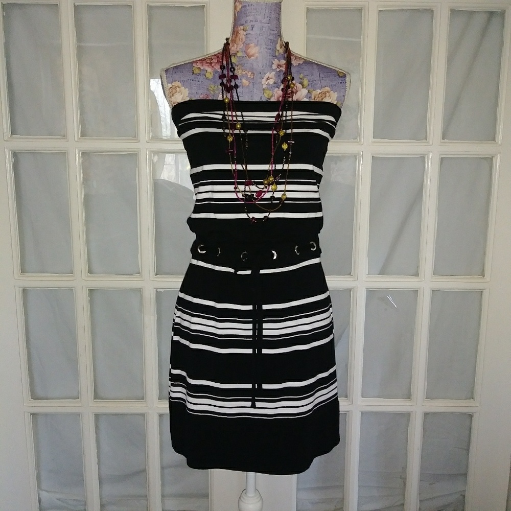 WHBM Strapless Dress/Swim Cover EUC - Picture 2 of 8